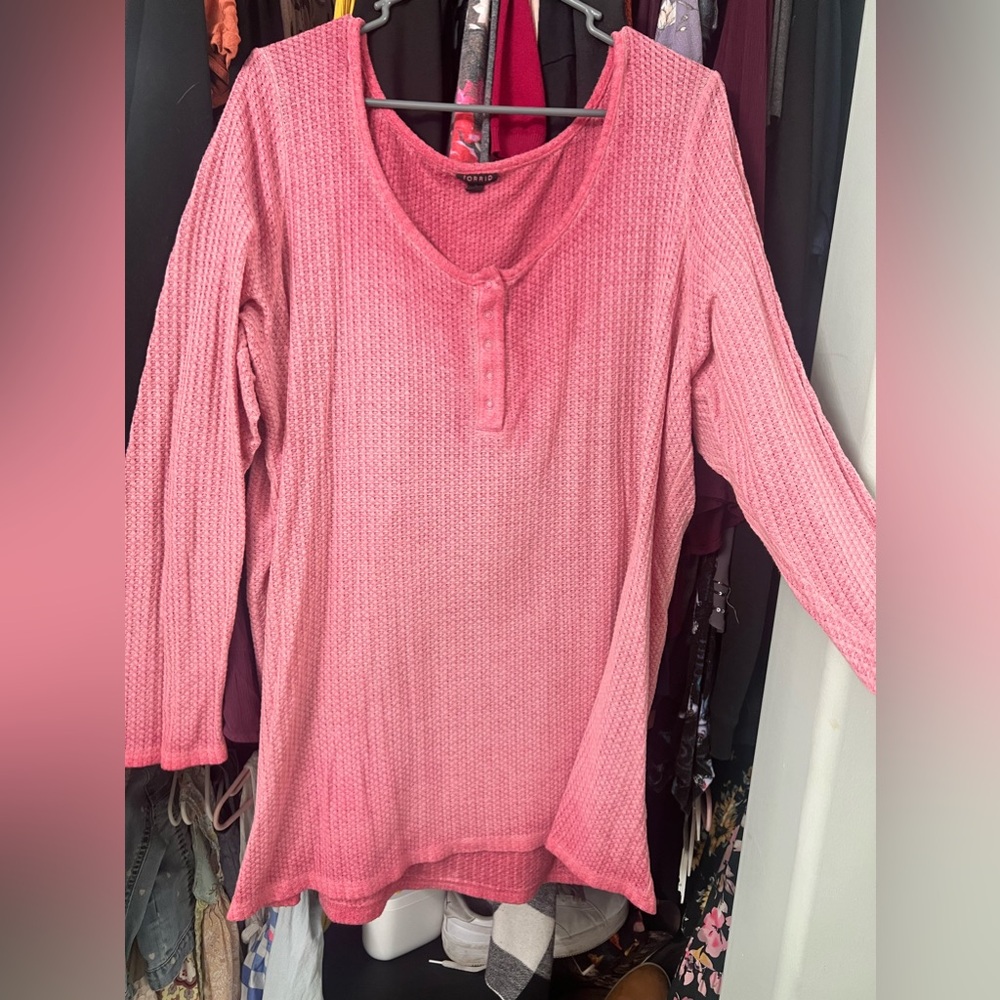 Waffle scoop neck long sleeve Henley shirt